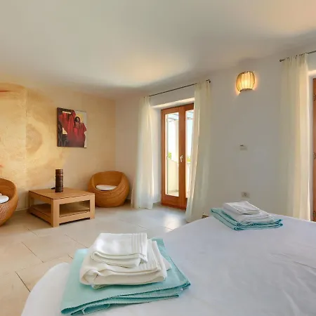 Casa Istriana By Interhome Holiday home Donje Baredine